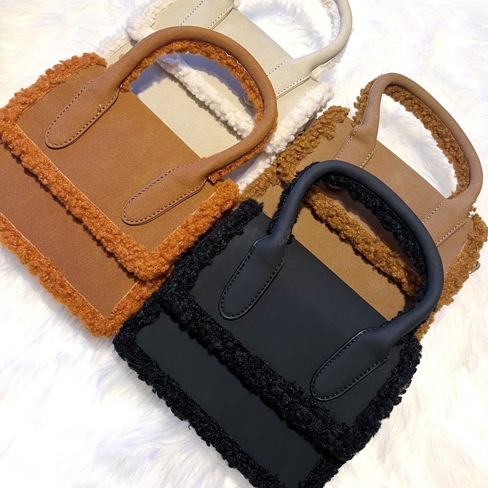 Crossbody bag